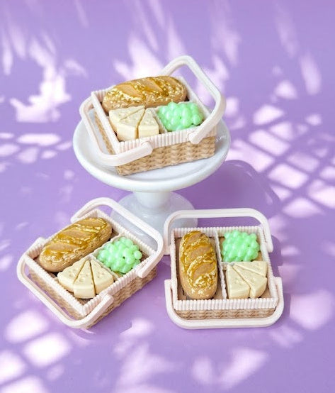 Picnic Basket 3-Clicker