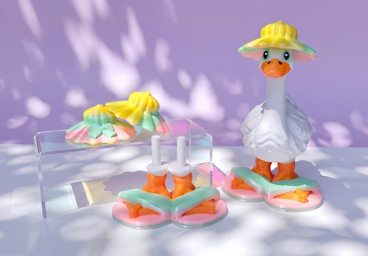 Style-a-Goose: Sunhat and Slides Set